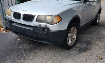 2005 BMW X3 3 0I