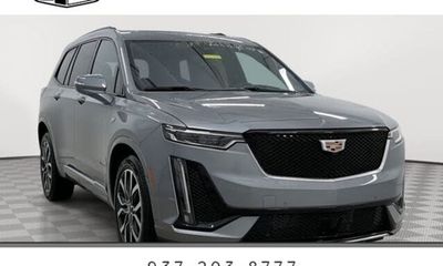 2025 Cadillac XT6 Sport Platinum