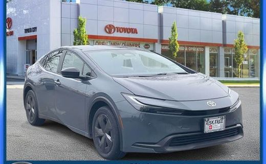 2024 Toyota Prius XLE