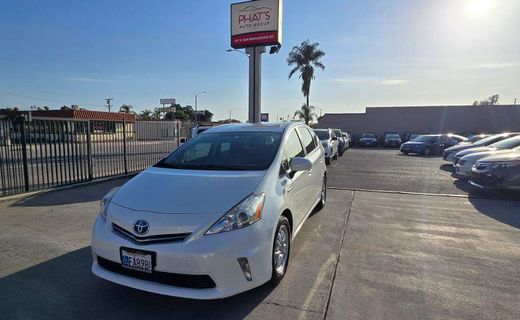 2012 Toyota Prius V Three