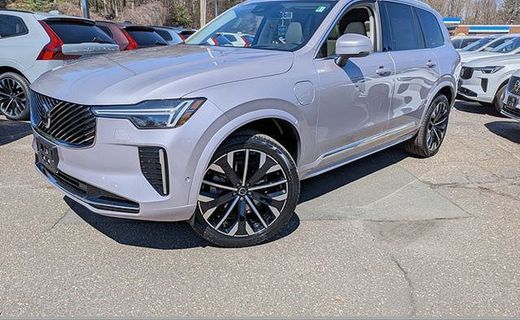 2026 Volvo XC90 Ultra Bright