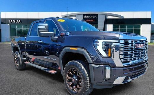 2025 GMC Sierra HD Denali