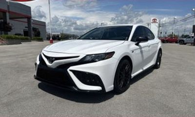 2022 Toyota Prius XLE