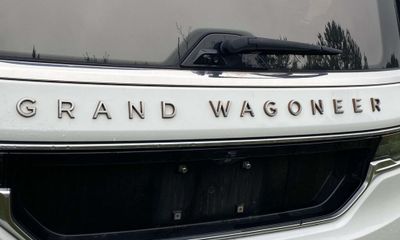 2022 Jeep Grand Wagoneer Series III