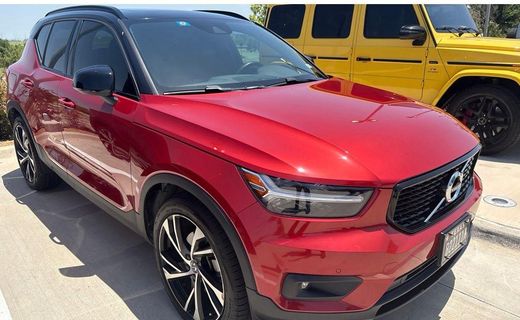 2020 Volvo XC40