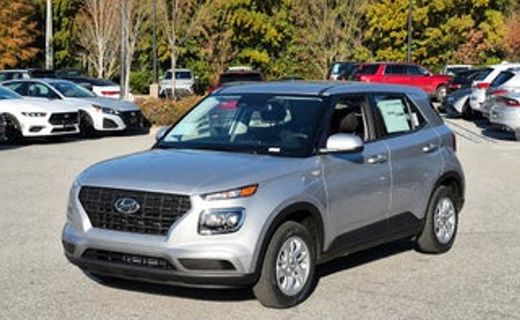 2026 Hyundai Venue SE