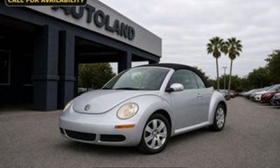 2010 Volkswagen Beetle 25