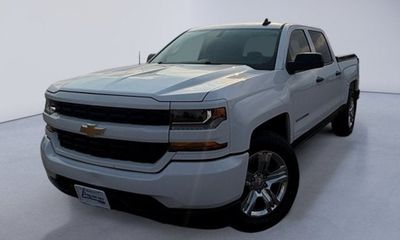 2018 Chevrolet Silverado Custom