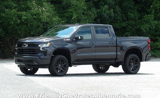 2022 Chevrolet Silverado RST