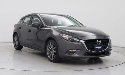 2018 Mazda MAZDA3 Grand Touring