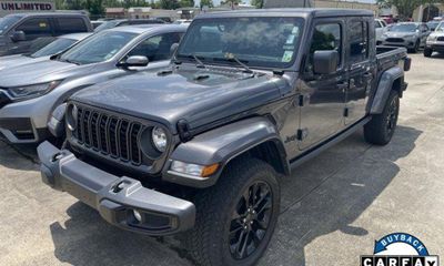 2024 Jeep Gladiator Sport