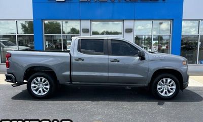 2020 Chevrolet Silverado Custom
