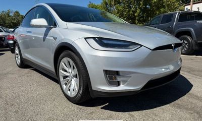 2016 Tesla Model X 90D
