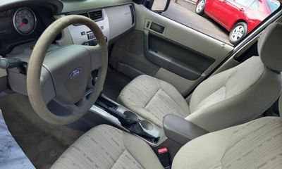 2010 Ford Focus SE