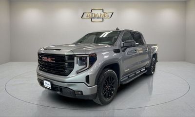2023 GMC Sierra Elevation L