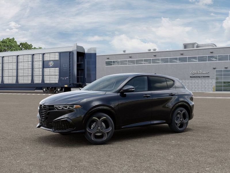 2026 Alfa Romeo Tonale — a typically priced live listing