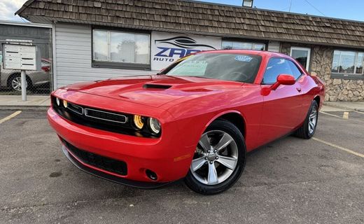 2019 Dodge Challenger SXT