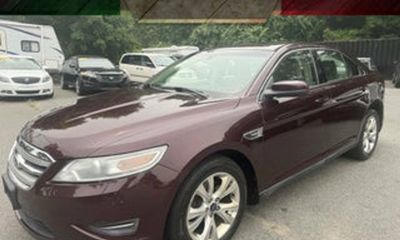 2011 Ford Taurus SEL