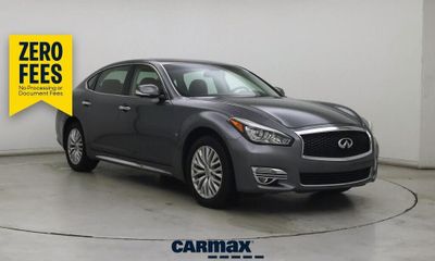 2016 Infiniti Q70L 37