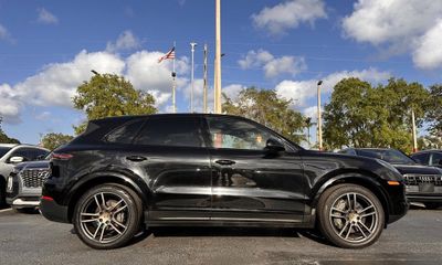 2019 Porsche Cayenne S