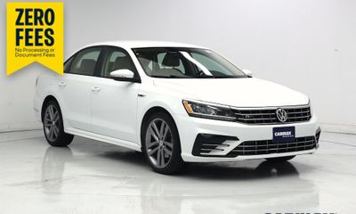 2018 Volkswagen Passat S R Line
