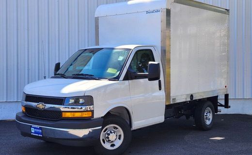 2026 Chevrolet Express 3500 Cutaway 139