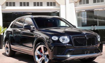 2025 Bentley Bentayga EWB