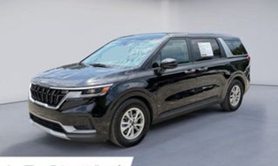 2022 Kia Carnival LXS