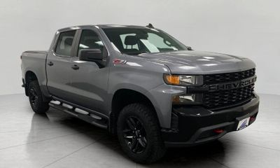 2019 Chevrolet Silverado Trail Boss Custom
