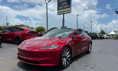 2025 Tesla Model 3 Long Range