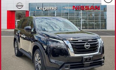 2024 Nissan Pathfinder S