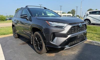 2024 Toyota RAV4 XSE