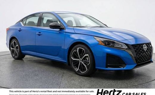 2025 Nissan Altima SR