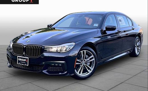 2019 BMW 740I