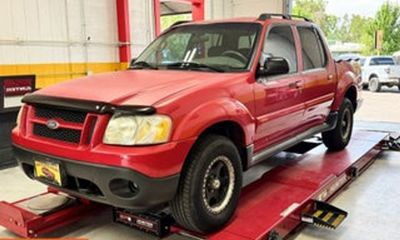 2005 Ford Explorer Sport Trac Adrenalin