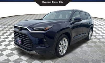 2024 Toyota Grand Highlander XLE