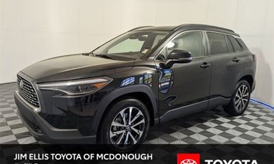 2024 Toyota Corolla Cross XLE