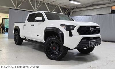 2024 Toyota Tacoma TRD OFF Road