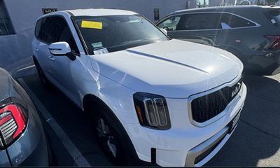 2024 Kia Telluride LX
