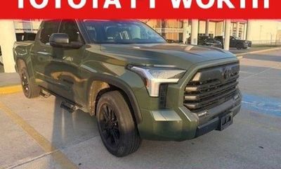 2022 Toyota Tundra SR5