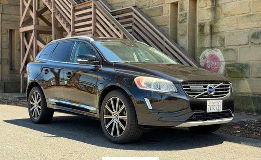 2016 Volvo XC60 Platinum