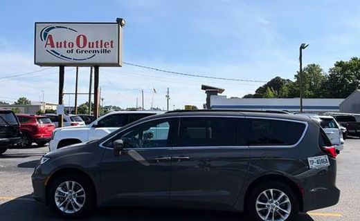 2022 Chrysler Pacifica Touring
