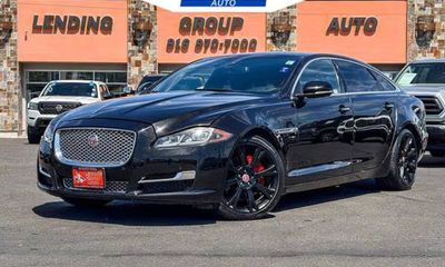 2017 Jaguar XJ XJL Portfolio