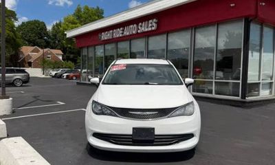 2020 Chrysler Voyager LXI