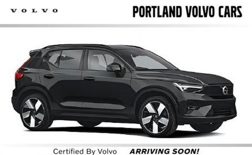 2023 Volvo XC40 Ultimate Dark