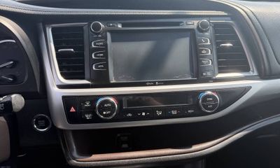 2015 Toyota Highlander Base