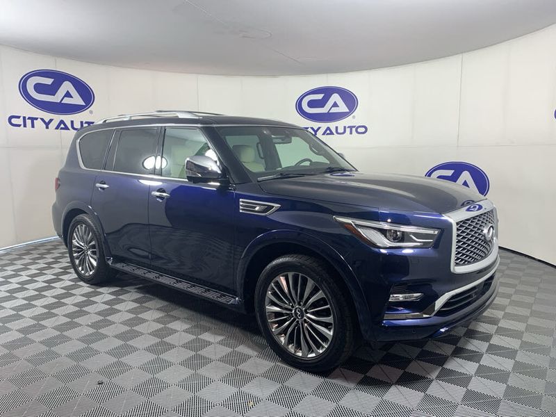 2021 Infiniti QX80 — a typically priced live listing