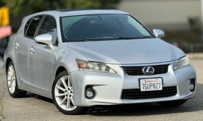 2011 Lexus CT 200H