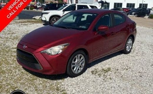 2017 Toyota Yaris IA Base