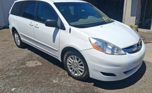 2007 Toyota Sienna LE